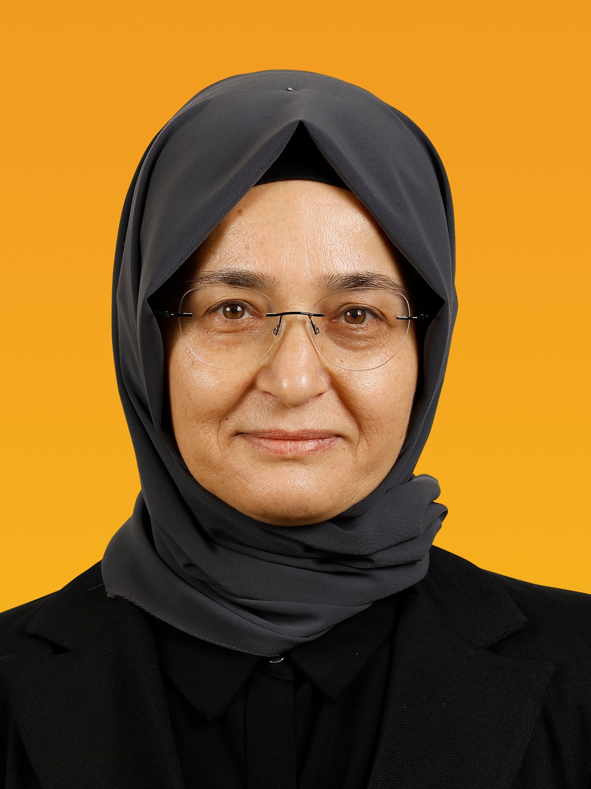 makbule-topcu