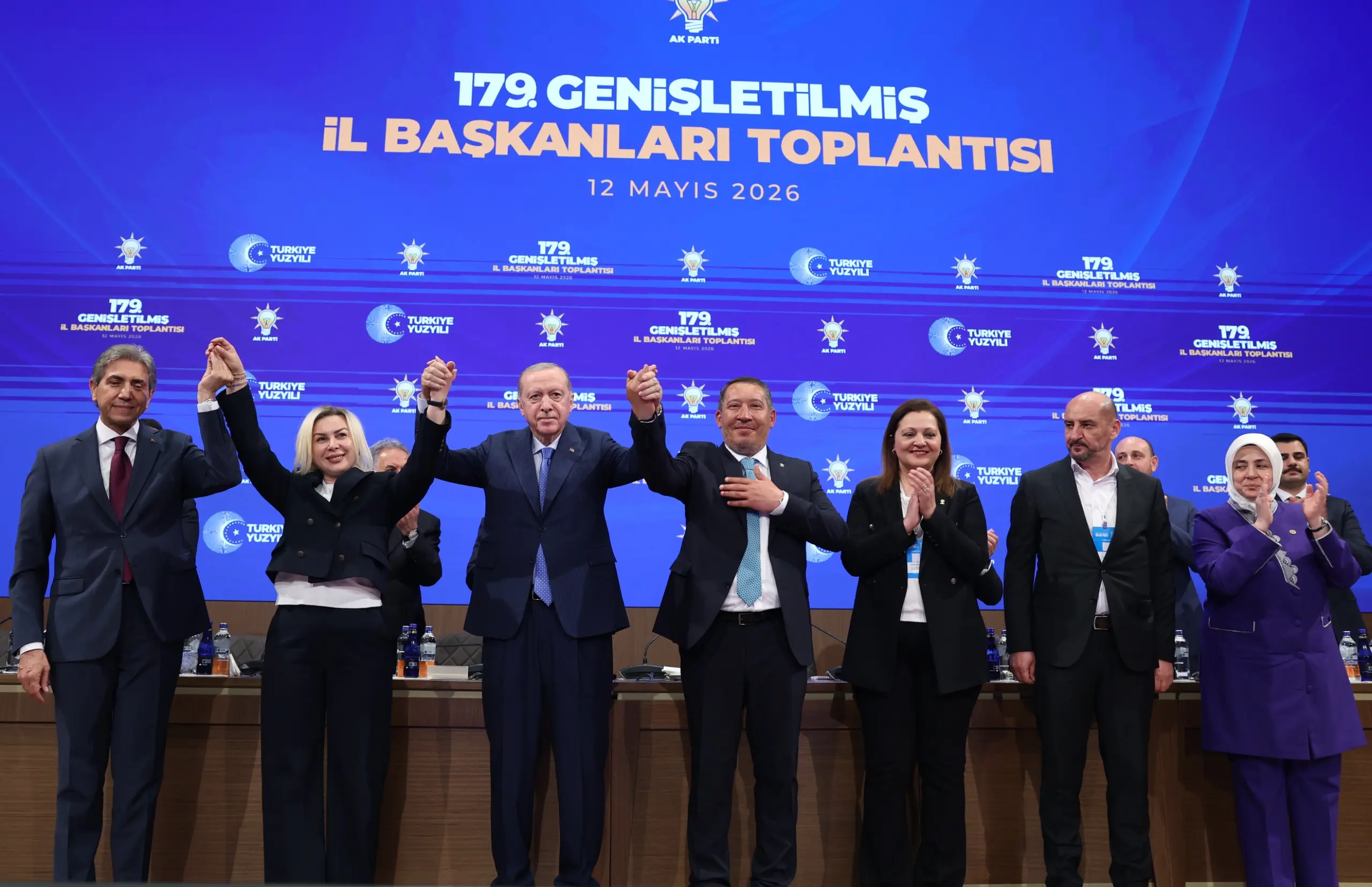 “25 yılımızın her anı hizmet ve eser siyasetiyle geçti”