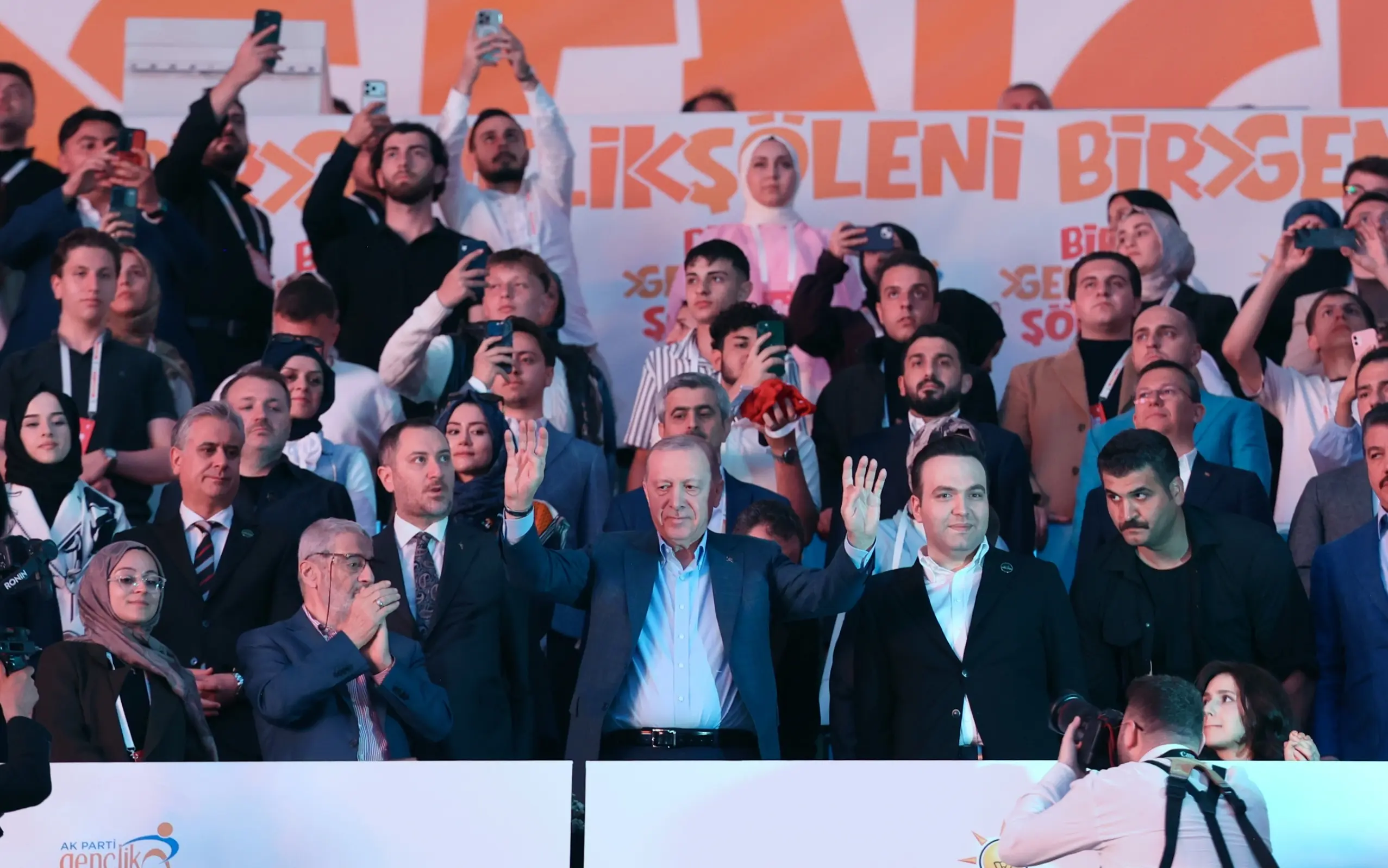 "Bu ülkenin evlatları arasında fırsat eşitliğini biz sağladık"