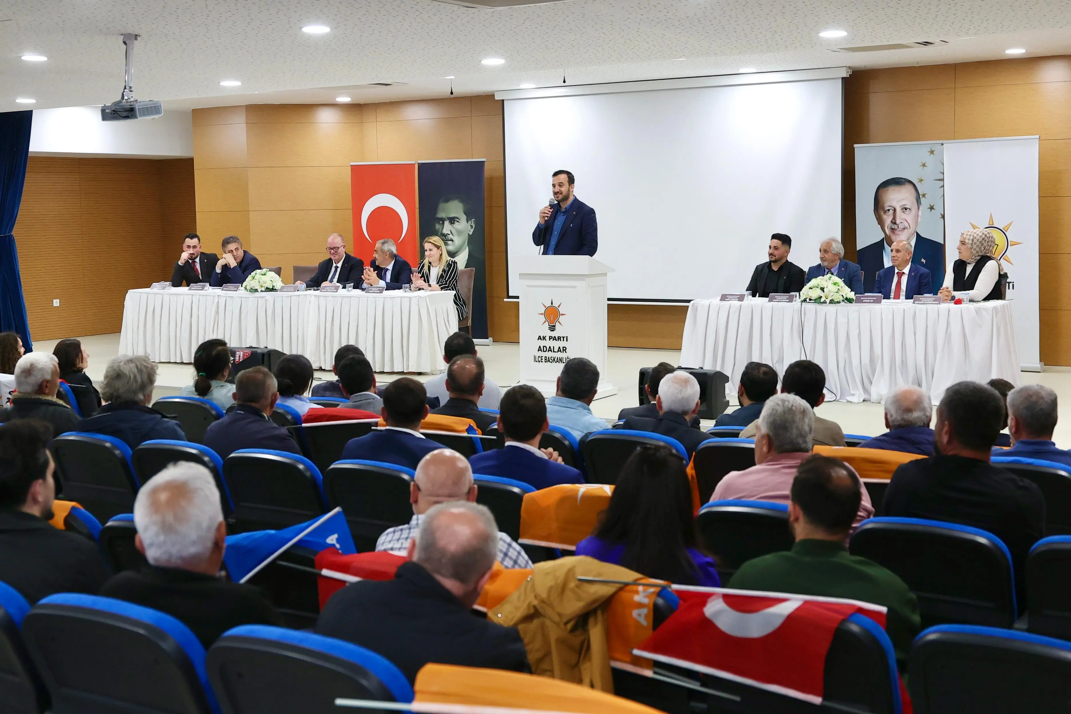 Adalar’da AK davaya sadakat vurgusu
