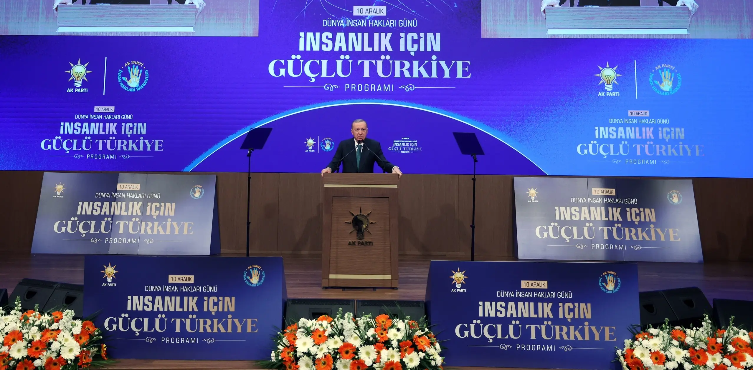 “Tarihimizde insan hakları konusunda mahcubiyet duyacağımız hiçbir leke yoktur”