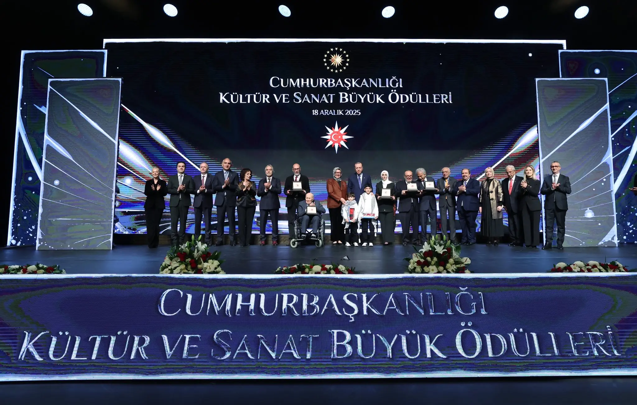 “Küresel kültür savaşlarında yerli ve millî olan kültür değerlerimizi yeniden inşa etmeliyiz”