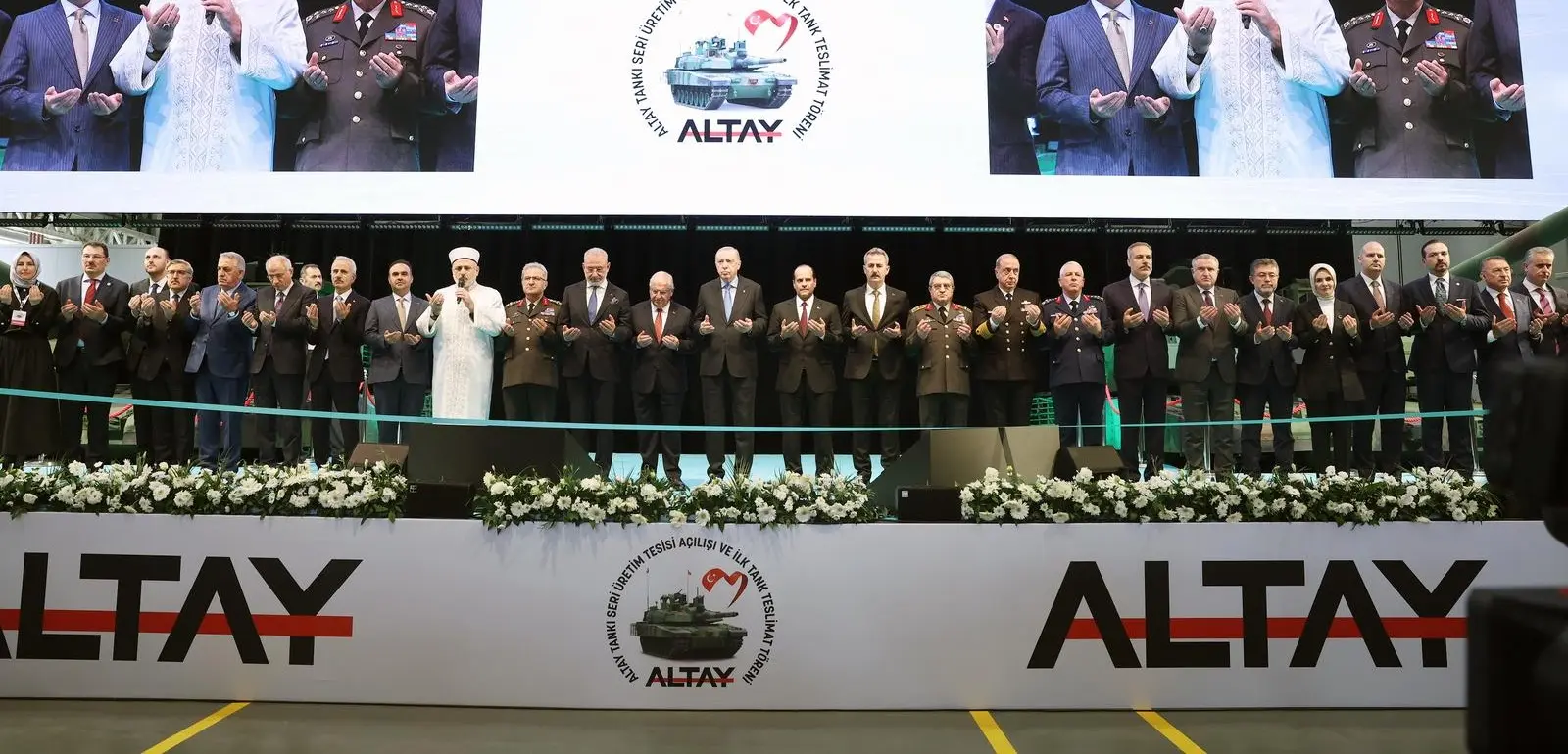 “Savunma sanayinde tam bağımsız Türkiye hedefine doğru sağlam adımlarla ilerliyoruz”